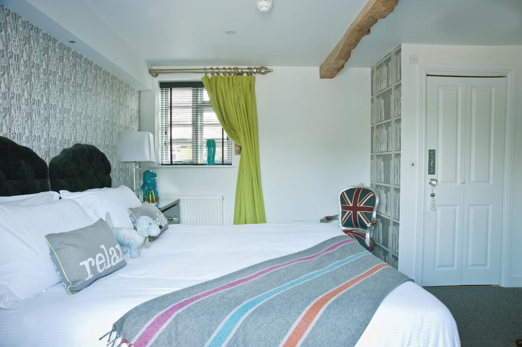 The Bell, Alderminster Bed & Breakfast สแตรทฟอร์ด อะพอน เอวอน ห้อง รูปภาพ