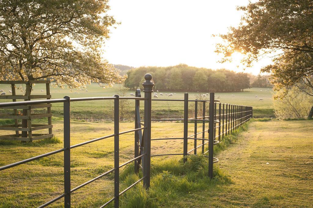 The Bell, Alderminster Bed & Breakfast สแตรทฟอร์ด อะพอน เอวอน ภายนอก รูปภาพ