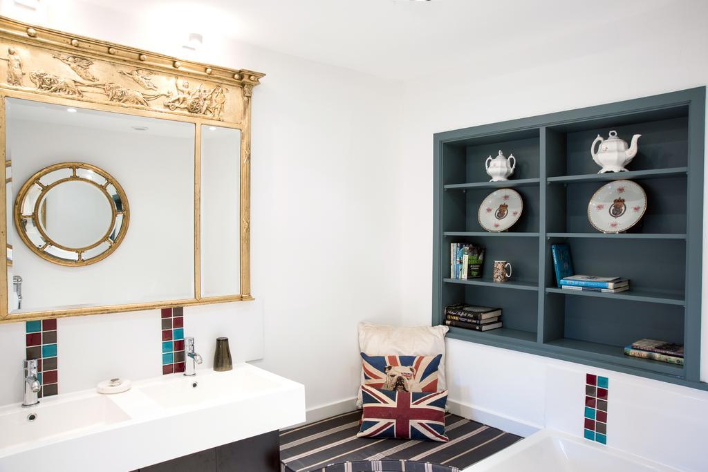 The Bell, Alderminster Bed & Breakfast สแตรทฟอร์ด อะพอน เอวอน ภายนอก รูปภาพ