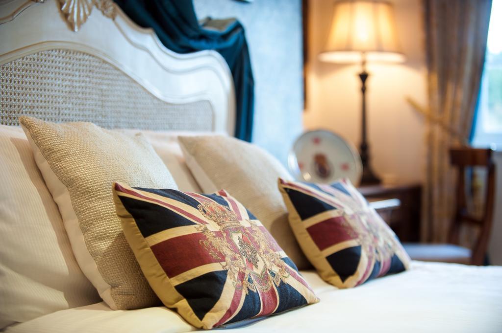 The Bell, Alderminster Bed & Breakfast สแตรทฟอร์ด อะพอน เอวอน ภายนอก รูปภาพ