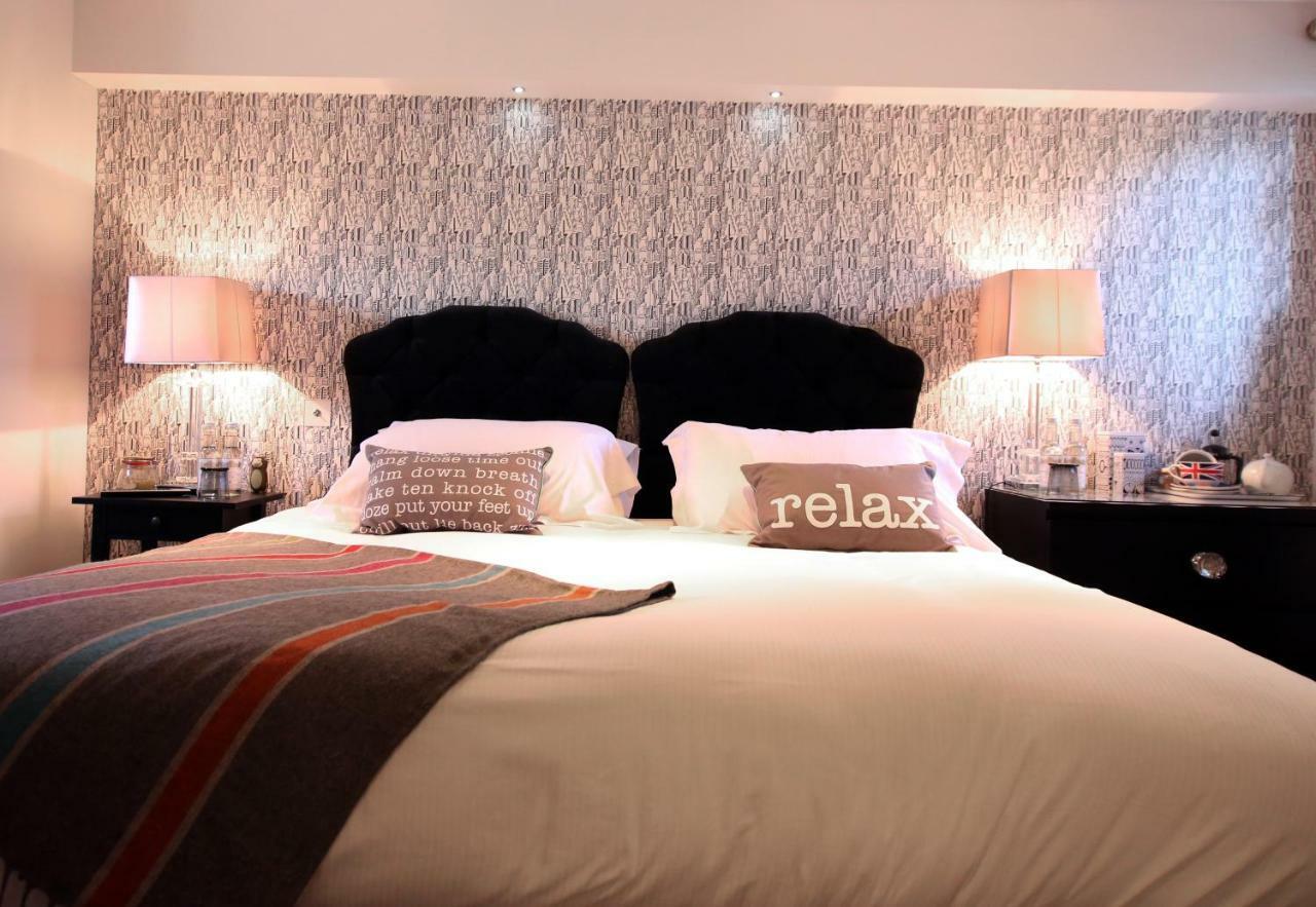 The Bell, Alderminster Bed & Breakfast สแตรทฟอร์ด อะพอน เอวอน ภายนอก รูปภาพ