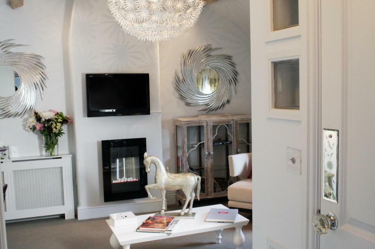 The Bell, Alderminster Bed & Breakfast สแตรทฟอร์ด อะพอน เอวอน ภายนอก รูปภาพ